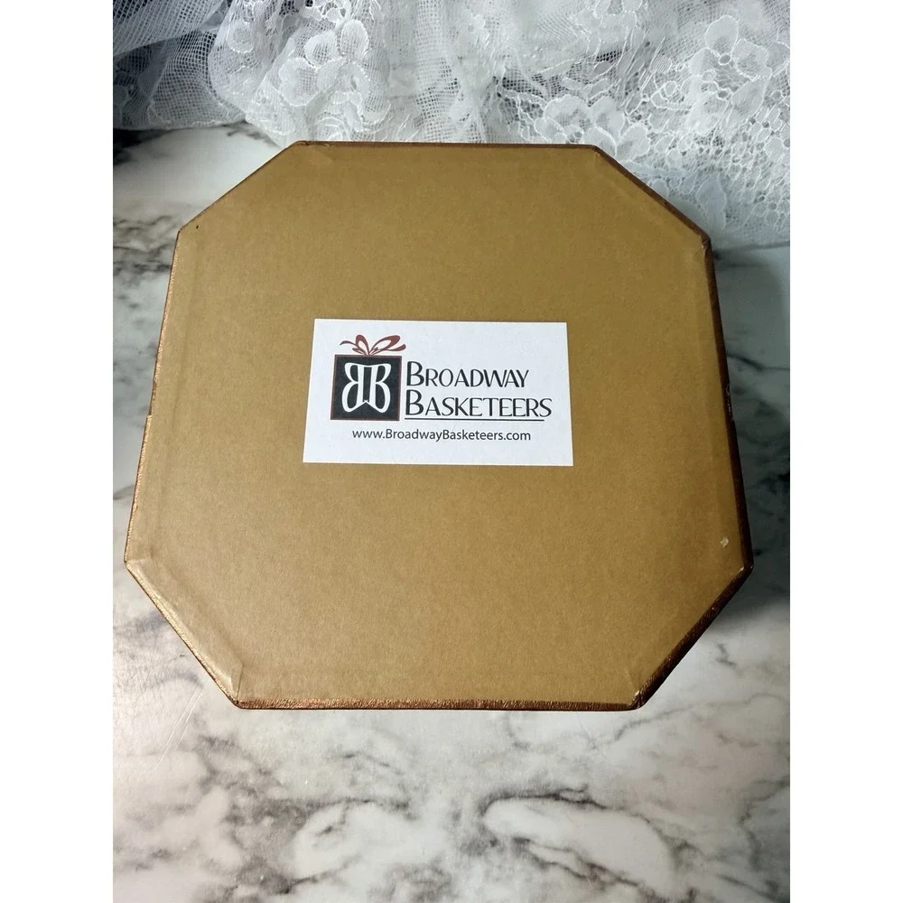 Broadway Basketeers Octagonal Nesting Boxes Set of 5 Gold Filigree Tower (P2899)